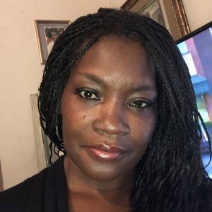 Meet your Posher, Rena